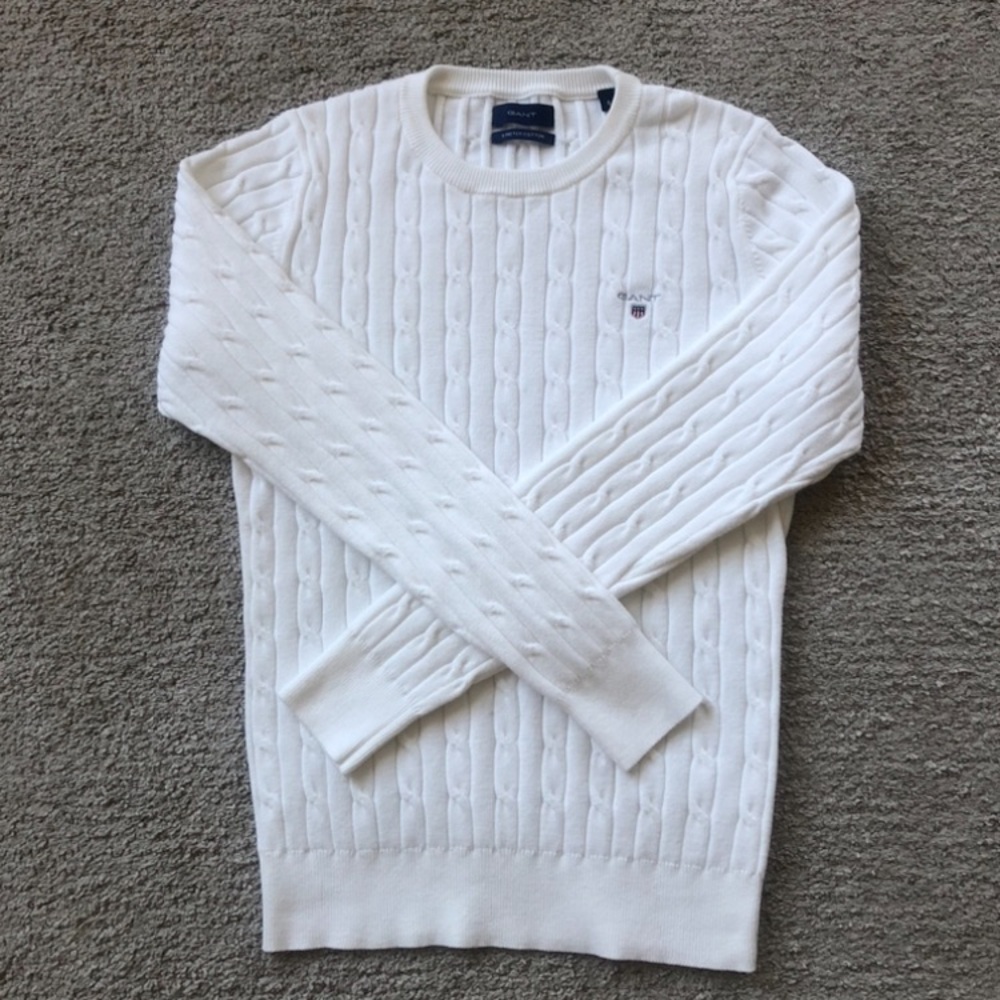 Gant Cable-Knit Crewneck Sweater. NWOT.